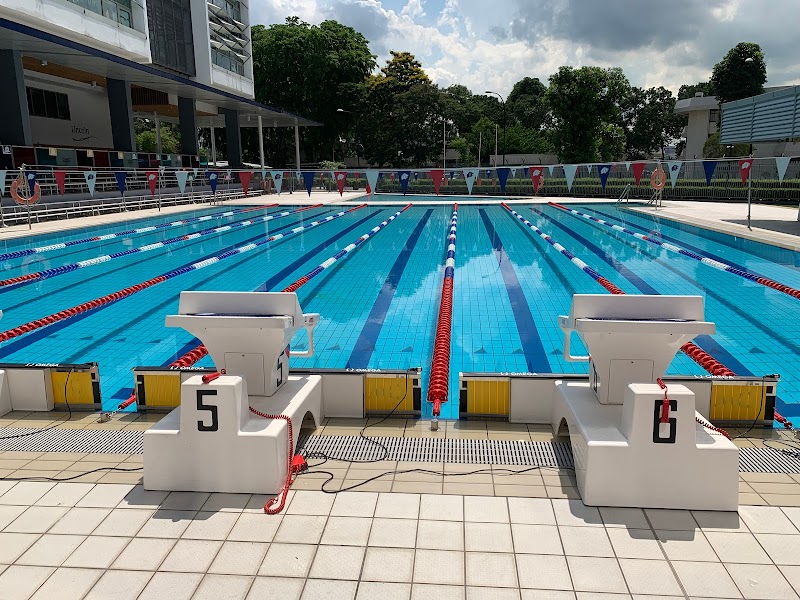 SG Sink Or Swim School